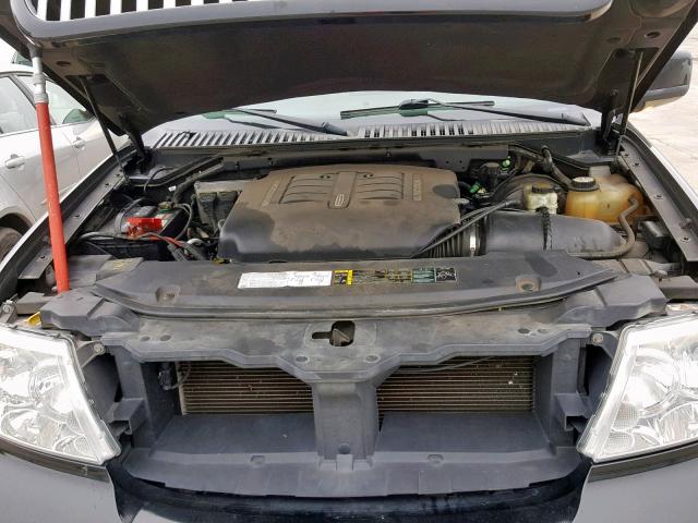 5LMFU27R44LJ24476 - 2004 LINCOLN NAVIGATOR Қара фото 7