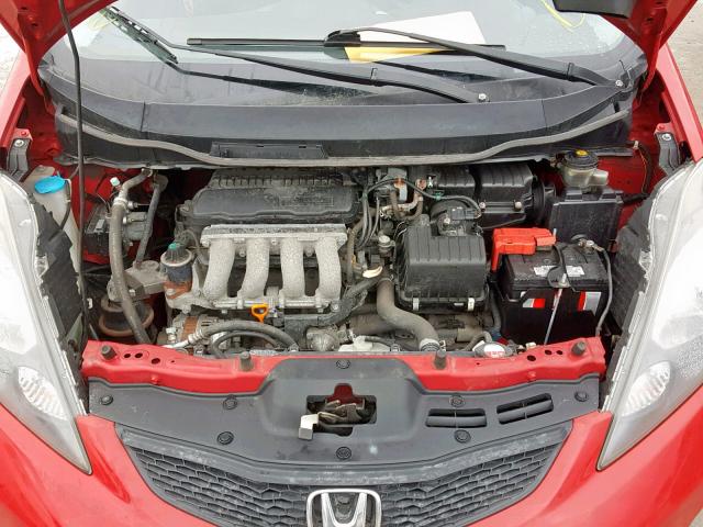 JHMGE8H56AC801030 - 2010 HONDA FIT LX RED photo 7