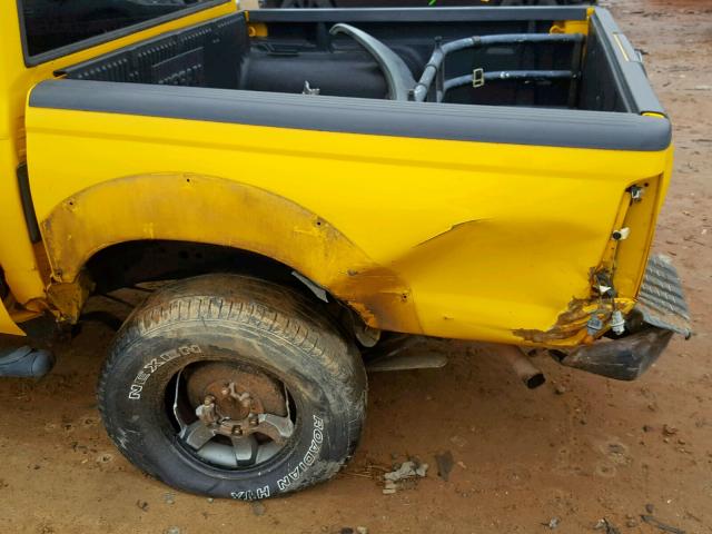 1N6ED27T62C352858 - 2002 NISSAN FRONTIER C YELLOW photo 9