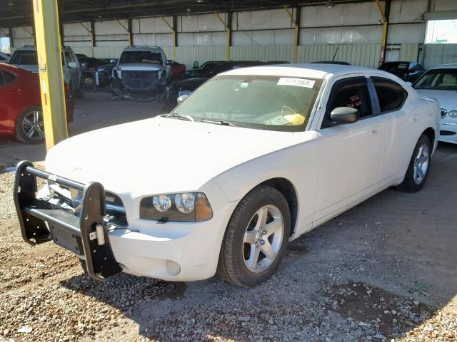 2B3KA33G08H232123 - 2008 DODGE CHARGER SX WHITE photo 2