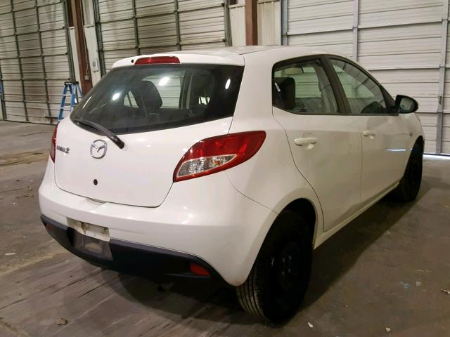 JM1DE1KY4E0187164 - 2014 MAZDA MAZDA2 SPO WHITE photo 4