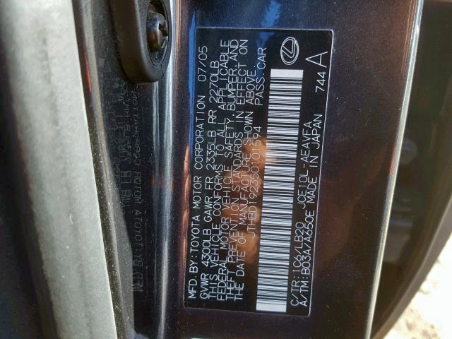 JTHBD192350101594 - 2005 LEXUS IS 300 GRAY photo 10