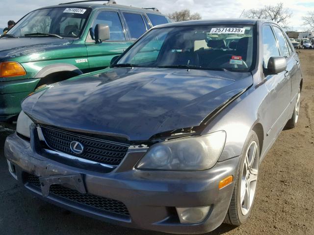 JTHBD192350101594 - 2005 LEXUS IS 300 GRAY photo 2