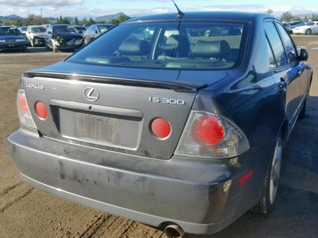 JTHBD192350101594 - 2005 LEXUS IS 300 GRAY photo 4