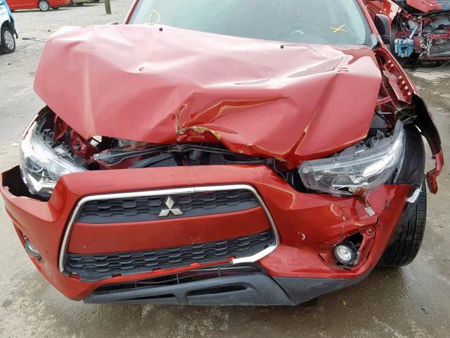 4A4AP3AU0FE054440 - 2015 MITSUBISHI OUTLANDER RED photo 9