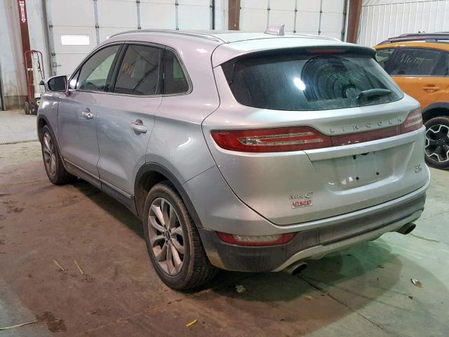 5LMCJ1A99FUJ23920 - 2015 LINCOLN MKC SILVER photo 3