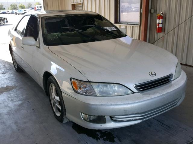 JT8BF28G5Y5089131 - 2000 LEXUS ES 300 WHITE photo 1