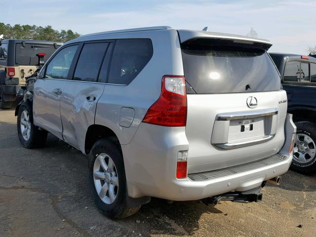 JTJBM7FX0B5024070 - 2011 LEXUS GX BASE SILVER photo 3