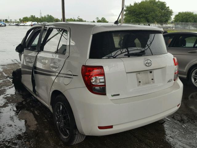 JTKKUPB44E1041179 - 2014 TOYOTA SCION XD WHITE photo 3