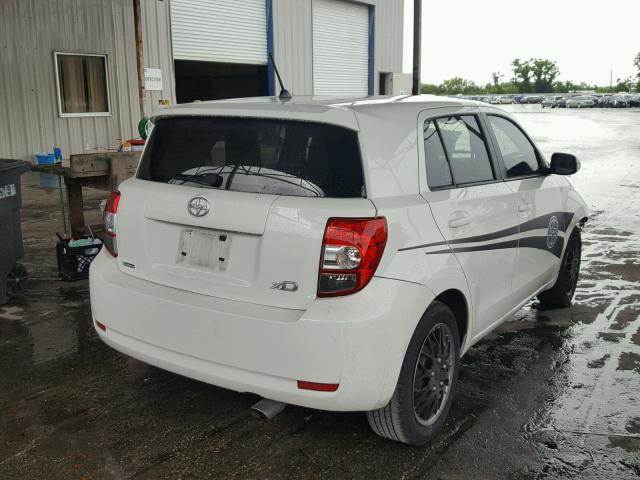 JTKKUPB44E1041179 - 2014 TOYOTA SCION XD WHITE photo 4