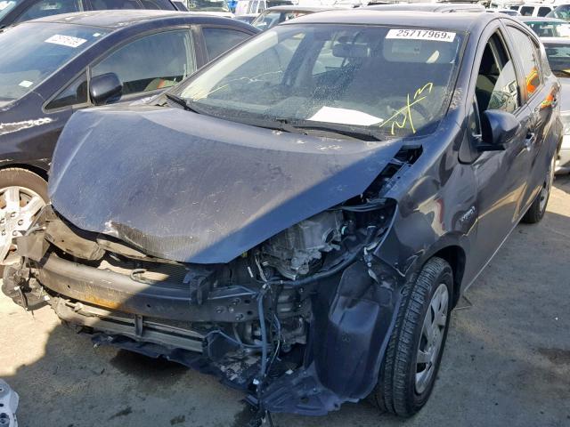 JTDKDTB31F1576608 - 2015 TOYOTA PRIUS C GRAY photo 2