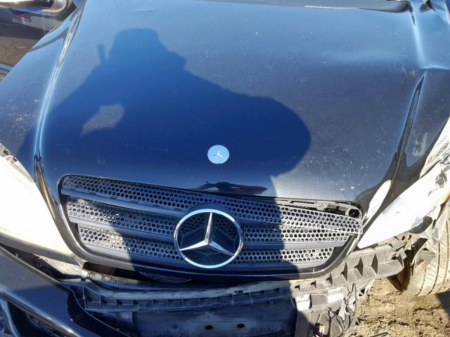 4JGAB57E74A460281 - 2004 MERCEDES-BENZ ML 350 BLACK photo 7