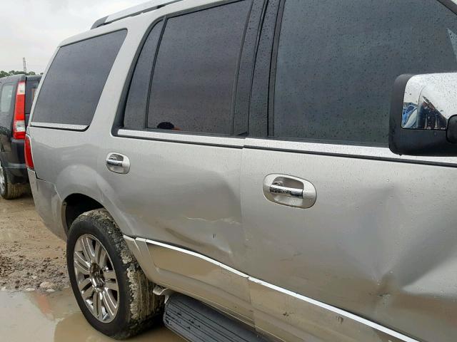 5LMFU27597LJ19338 - 2007 LINCOLN NAVIGATOR Argent photo 9