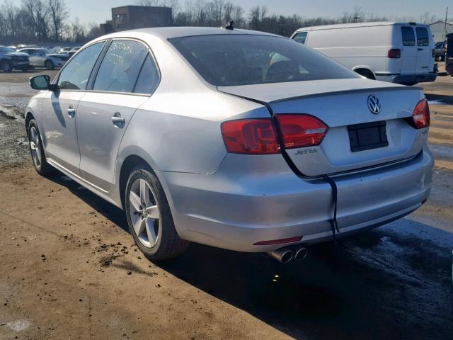 3VWLL7AJ6BM031089 - 2011 VOLKSWAGEN JETTA TDI SILVER photo 3