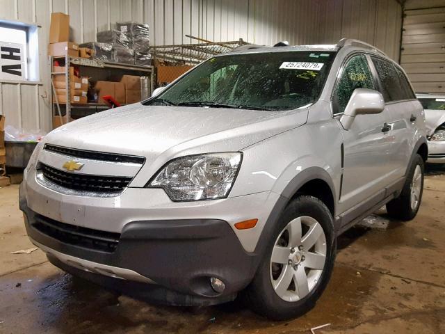 3GNAL2EKXCS569377 - 2012 CHEVROLET CAPTIVA SP SILVER photo 2