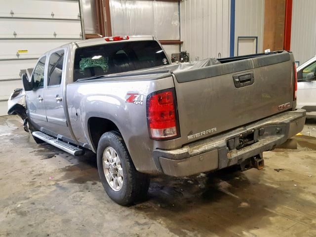 1GT426E80DF148519 - 2013 GMC SIERRA K35 GRAY photo 3