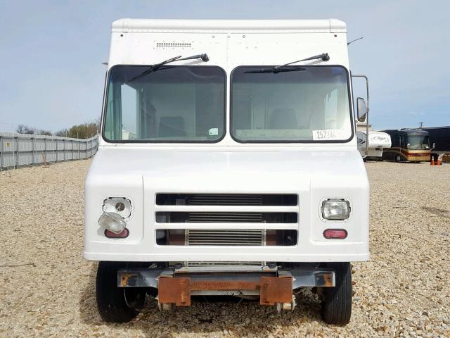 5B4MPG25393435854 - 2009 WORKHORSE CUSTOM CHASSIS COMMERCIAL WHITE photo 9