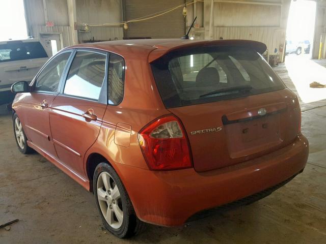 KNAFE161X75000468 - 2007 KIA SPECTRA5 S ORANGE photo 3