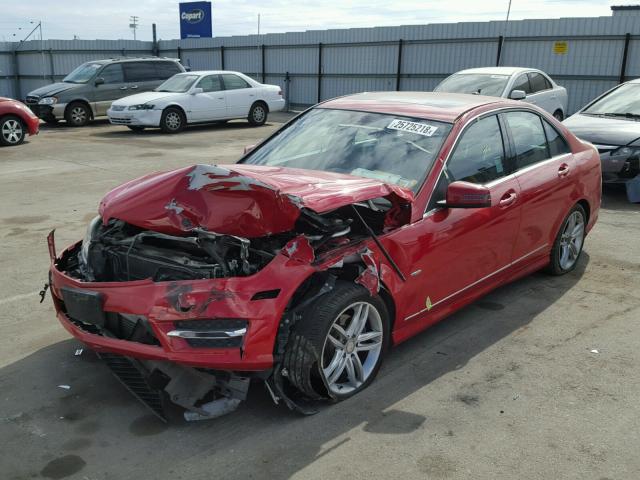 WDDGF4HBXCA679113 - 2012 MERCEDES-BENZ C 250 RED photo 2