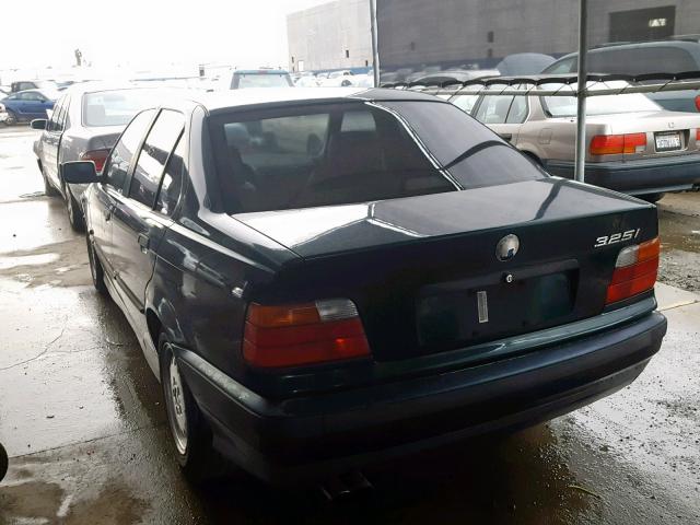WBACB4321SFM23842 - 1995 BMW 325 I AUTO GREEN photo 3