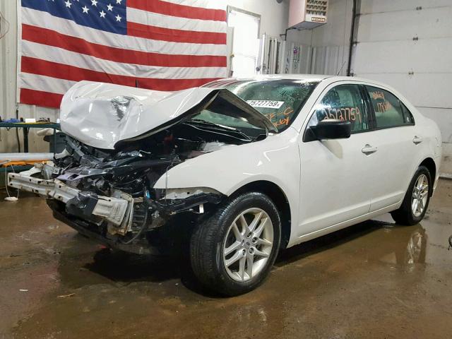 3FAHP0GA7CR297937 - 2012 FORD FUSION S WHITE photo 2