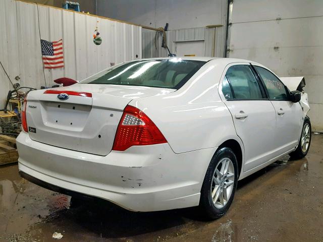 3FAHP0GA7CR297937 - 2012 FORD FUSION S WHITE photo 4