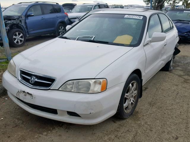 19UUA5666YA035804 - 2000 ACURA 3.2TL WHITE photo 2