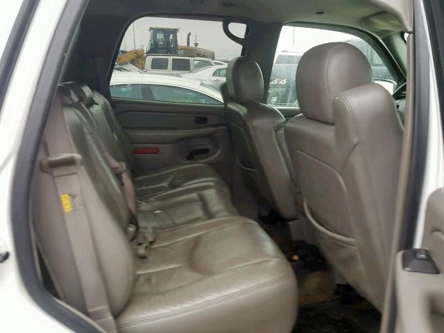 1GKEK13T34R149813 - 2004 GMC YUKON WHITE photo 6