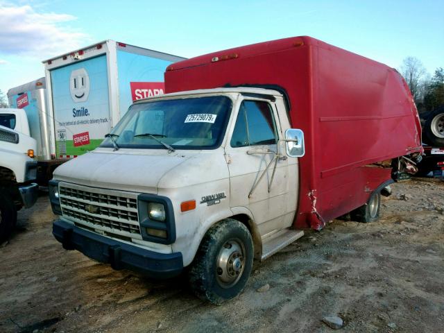 2GCHG31K7P4144514 - 1993 CHEVROLET HI-CUBE VA RED photo 2