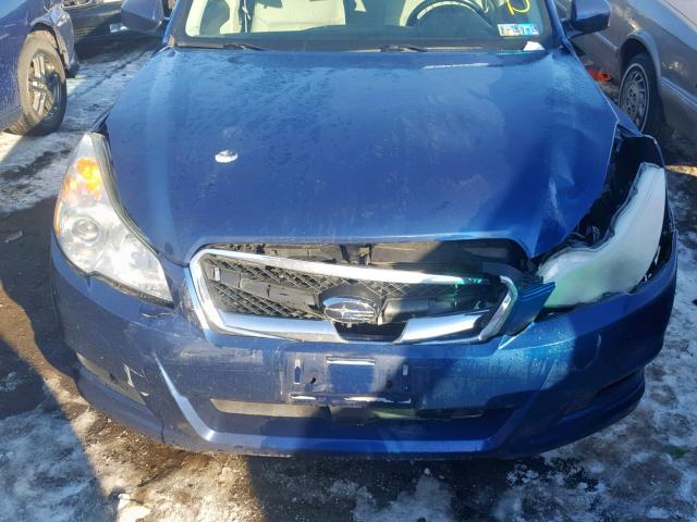 4S3BMBC6XA3242612 - 2010 SUBARU LEGACY 2.5 BLUE photo 7