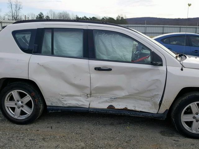 1J4FF47B29D223227 - 2009 JEEP COMPASS SP WHITE photo 9