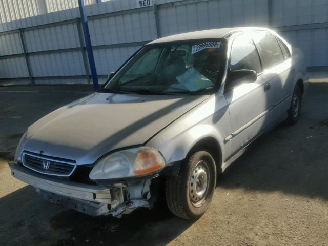 1HGEJ6622TL009740 - 1996 HONDA CIVIC DX SILVER photo 2