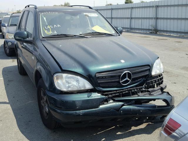 4JGAB54E81A251602 - 2001 MERCEDES-BENZ ML 320 GREEN photo 1