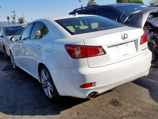 JTHBF5C28C5163535 - 2012 LEXUS IS 250 WHITE photo 3