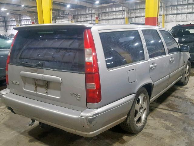 YV1LW53D2X2606366 - 1999 VOLVO V70 T5 TUR SILVER photo 4