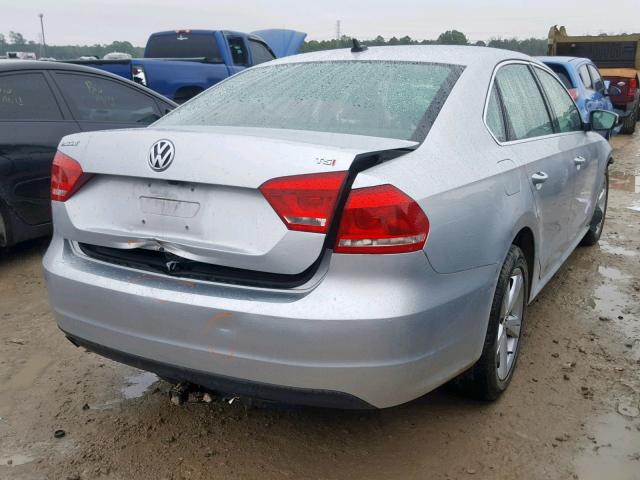 1VWAS7A38FC090471 - 2015 VOLKSWAGEN PASSAT S SILVER photo 4