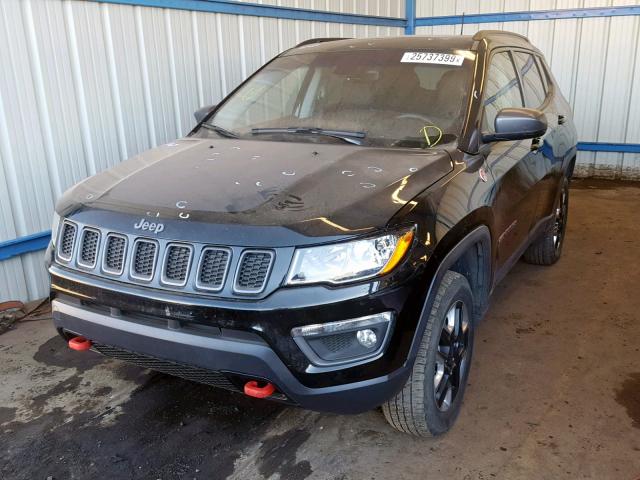 3C4NJDDB4JT101570 - 2018 JEEP COMPASS TR BLACK photo 2