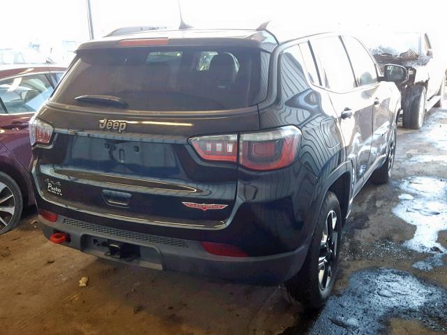 3C4NJDDB4JT101570 - 2018 JEEP COMPASS TR BLACK photo 4