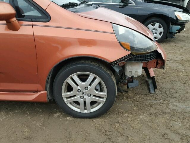 JHMGD37668S026681 - 2008 HONDA FIT SPORT ORANGE photo 9