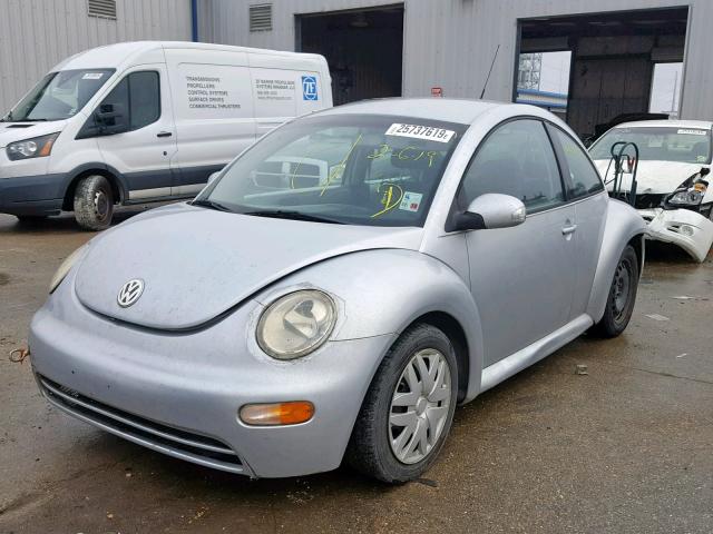 3VWBK31C95M418118 - 2005 VOLKSWAGEN NEW BEETLE ვერცხლისფერი ფოტო 2