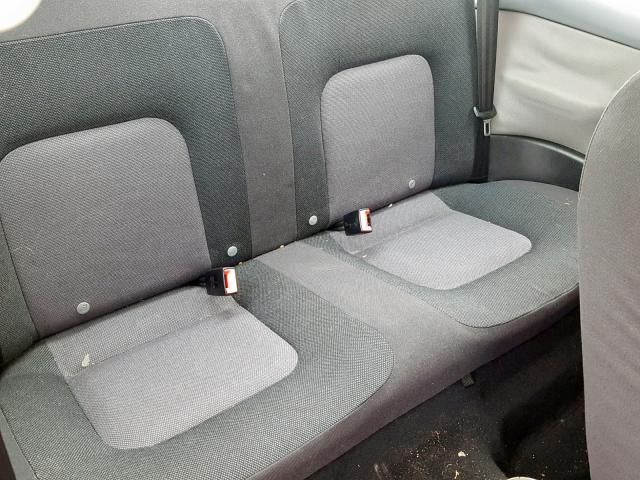 3VWBK31C95M418118 - 2005 VOLKSWAGEN NEW BEETLE ვერცხლისფერი ფოტო 6