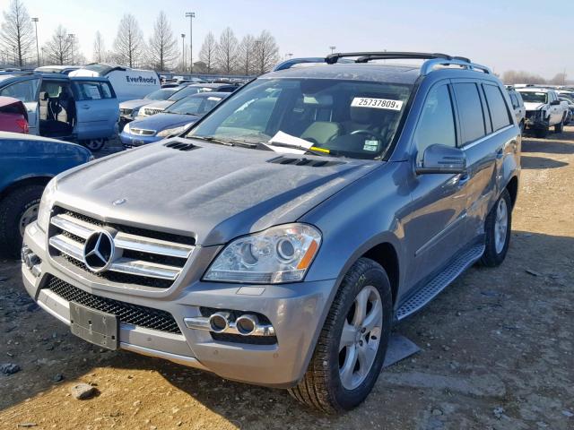 4JGBF7BE0BA703597 - 2011 MERCEDES-BENZ GL 450 4MA GRAY photo 2