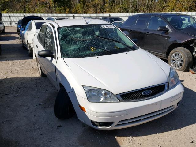 1FAHP34N17W346089 - 2007 FORD FOCUS ZX4 WHITE photo 1