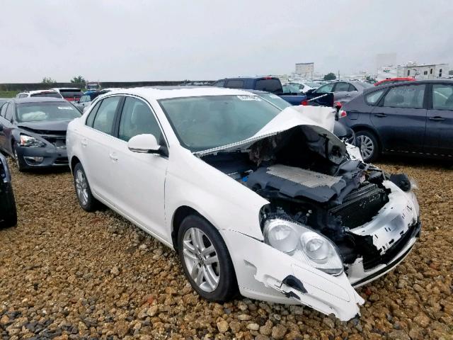 3VWRL7AJXAM163474 - 2010 VOLKSWAGEN JETTA TDI WHITE photo 1