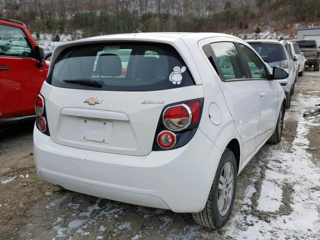 1G1JA6SH2C4145280 - 2012 CHEVROLET SONIC LS 白色 照片 4
