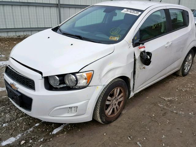 1G1JA6SH2C4145280 - 2012 CHEVROLET SONIC LS 白色 照片 9