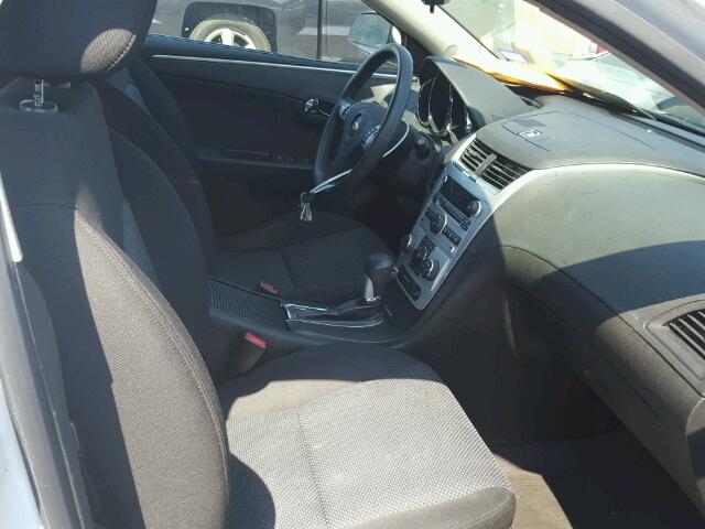 1G1ZC5E09CF185261 - 2012 CHEVROLET MALIBU 1LT 白色 照片 5