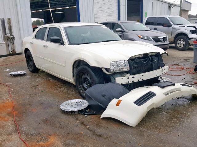 2C3JA43R95H622946 - 2005 CHRYSLER 300 CREAM photo 1