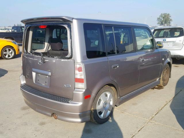 JTLKT324040144868 - 2004 TOYOTA SCION XB GRAY photo 4