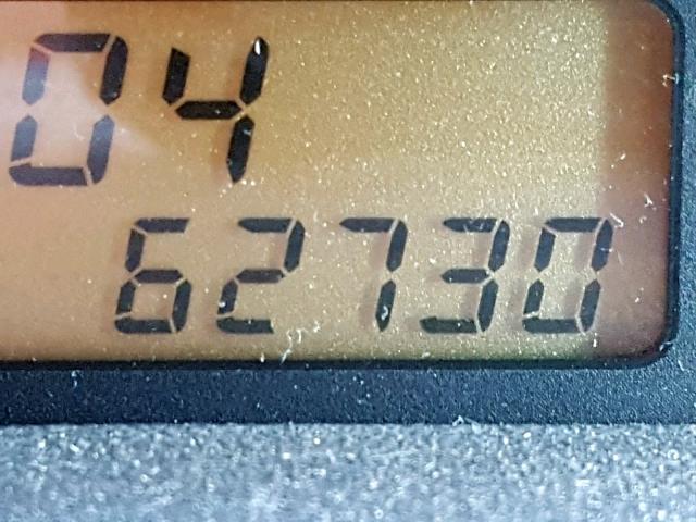 JTLKT324040144868 - 2004 TOYOTA SCION XB GRAY photo 8